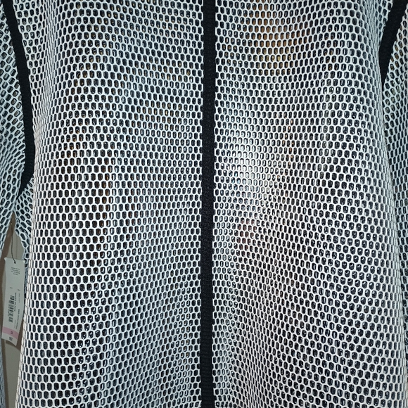 White Fishnet Type Leather Zipper Jacket. - Picture 5 of 6